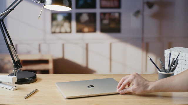 Microsoft Surface Laptop Go, 12,45 inç dizüstü bilgisayar (Intel
